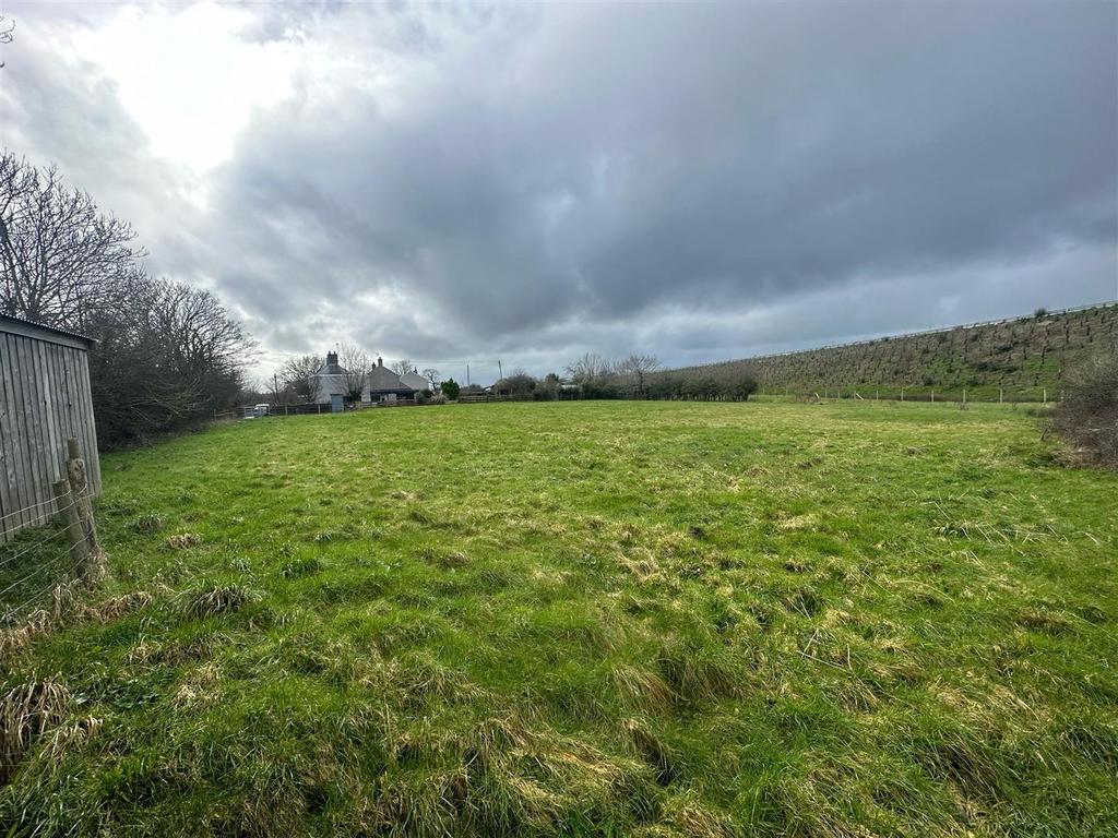 Bontnewydd 3 bed detached house for sale £235,000