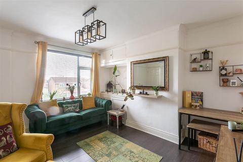 3 bedroom flat for sale - Benton Park Road, Longbenton, Newcastle upon Tyne