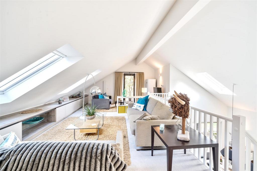 Mezzanine Sitting Room