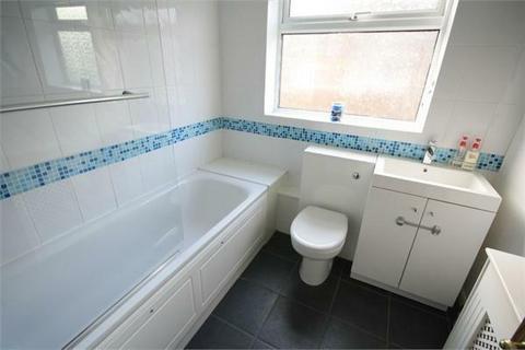 26a Gordon Road, Ashford, TW15 3EU