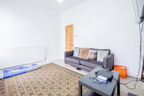 1 bedroom flat to rent - N15