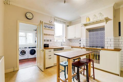 3 bedroom terraced house for sale, Promenade, Victoria Park, Victoria Park NG3