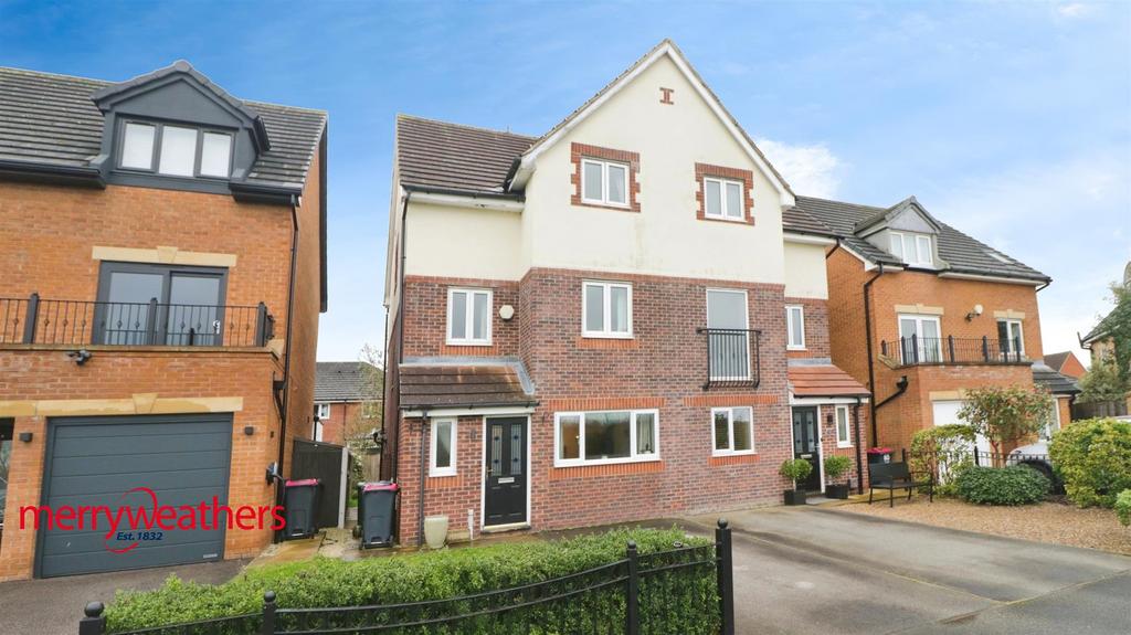 Swangate, Brampton Bierlow, Rotherham 5 bed semidetached house for