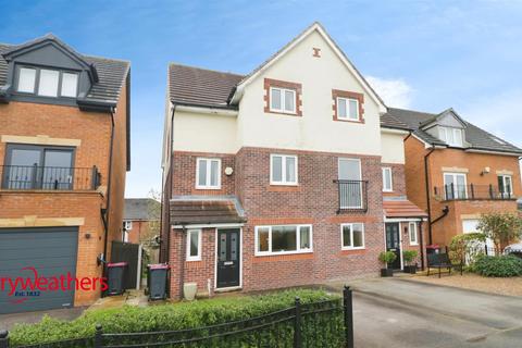 61 Swangate, Brampton Bierlow, Rotherham, S63 6ER