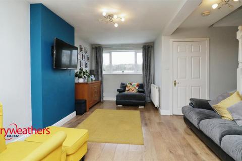61 Swangate, Brampton Bierlow, Rotherham, S63 6ER