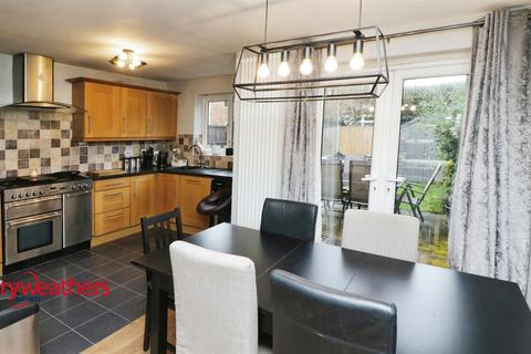 61 Swangate, Brampton Bierlow, Rotherham, S63 6ER