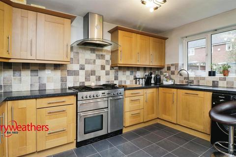61 Swangate, Brampton Bierlow, Rotherham, S63 6ER