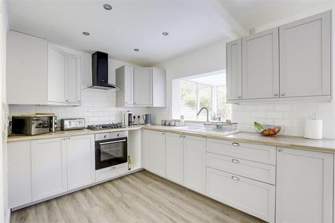 81 Bennett Road, Nottingham, NG3 6BT