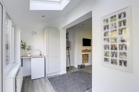 81 Bennett Road, Nottingham, NG3 6BT
