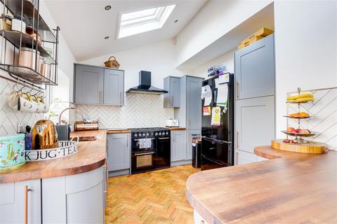 5 bedroom detached house for sale, Fernleigh Avenue, Mapperley NG3