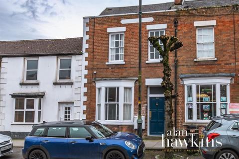 3 bedroom terraced house for sale, High Street, Royal Wootton Bassett