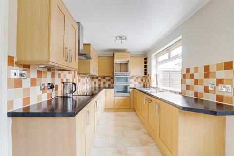 4 bedroom detached house for sale, Coppice Road, Arnold NG5