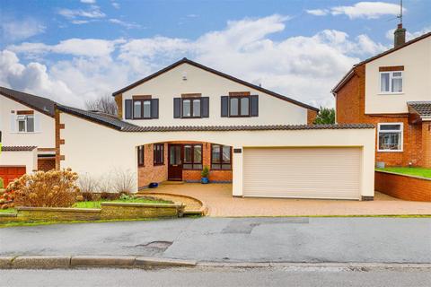 4 bedroom detached house for sale, Sunningdale Drive, Woodborough NG14