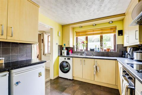 3 bedroom detached house for sale, Stewarton Close, Arnold NG5