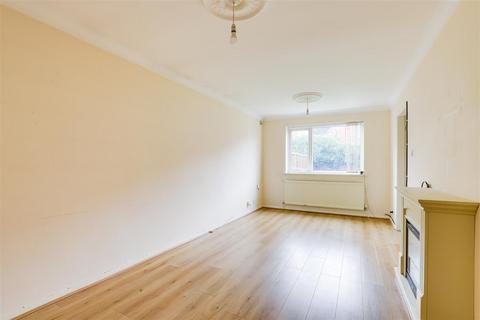 19 Aubrey Road, Nottingham, NG5 2AL
