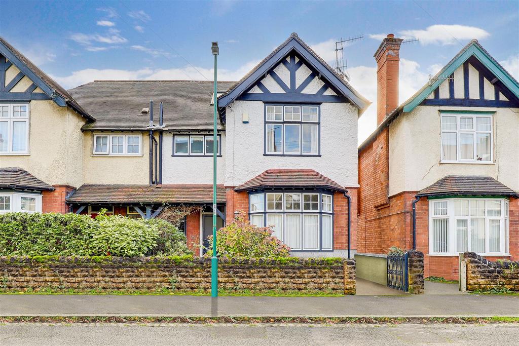 Caledon Road, Sherwood NG5 3 bed semidetached house for sale £350,000