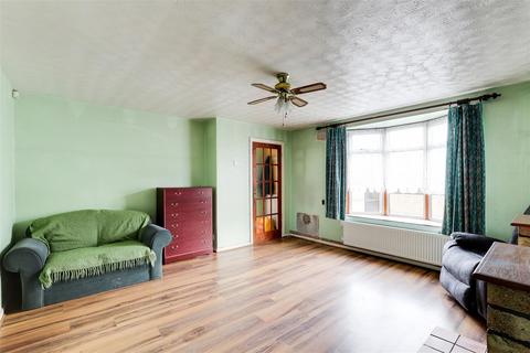 8 Treegarth Square, Nottingham, NG5 5QZ