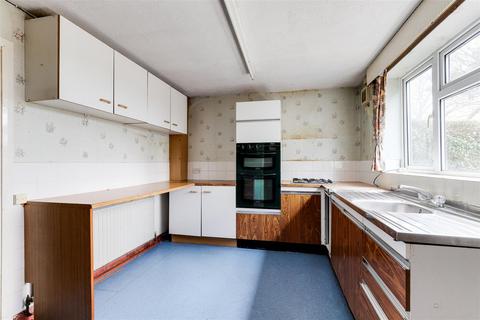 8 Treegarth Square, Nottingham, NG5 5QZ