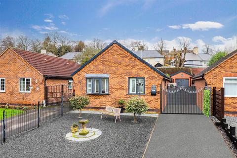 2 bedroom detached bungalow for sale, Chertsey Close, Mapperley Borders NG3