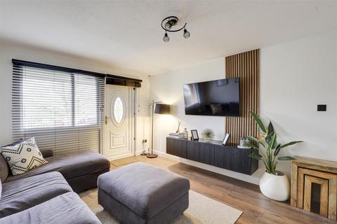 2 bedroom flat for sale, Lobelia Close, St Ann's NG3