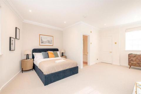 5 bedroom townhouse to rent, Catherine Place, London SW1E