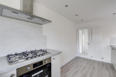 62 Baker Avenue, Arnold, Nottingham, NG5 8FU