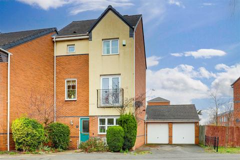 4 bedroom townhouse for sale, Jensen Way, Carrington NG5