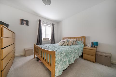 2 bedroom flat for sale, Briar Lane, Billingshurst, RH14