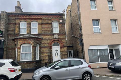 3 bedroom semi-detached house for sale, Grange Road, Ramsgate