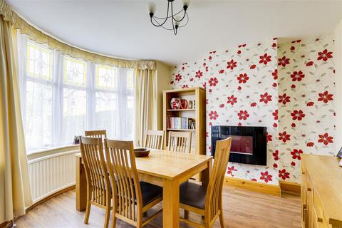 3 bedroom semi-detached house for sale, Costock Avenue, Sherwood NG5