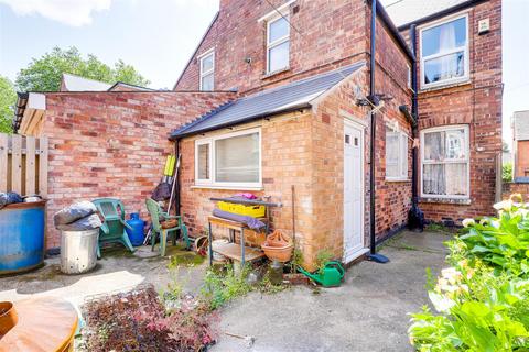 3 bedroom semi-detached house for sale, Teversal Avenue, Lenton NG7