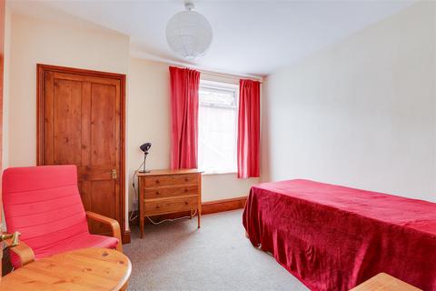 50 Birrell Road, Forest Fields, Nottingham, NG7 6LL