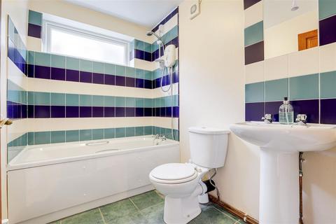 50 Birrell Road, Forest Fields, Nottingham, NG7 6LL