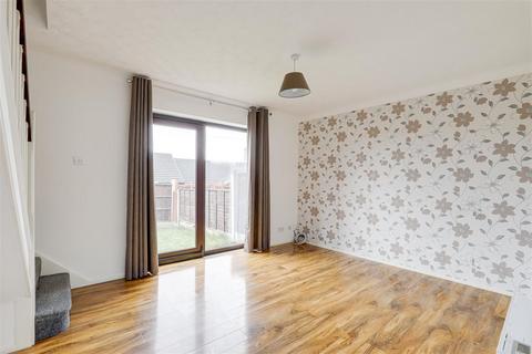 2 bedroom end of terrace house for sale - St. Augustines Close, New Basford NG7