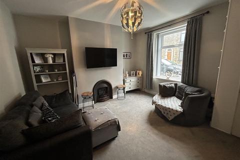6 Thomas Street, Lees, Oldham, OL4 5BU