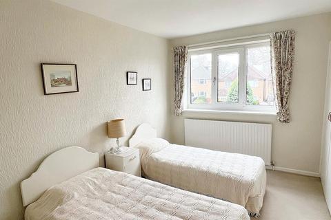 37 Longdon Drive, Sutton Coldfield, B74 4RF