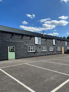 Industrial unit to rent - Sewardstone Road, Chingford
