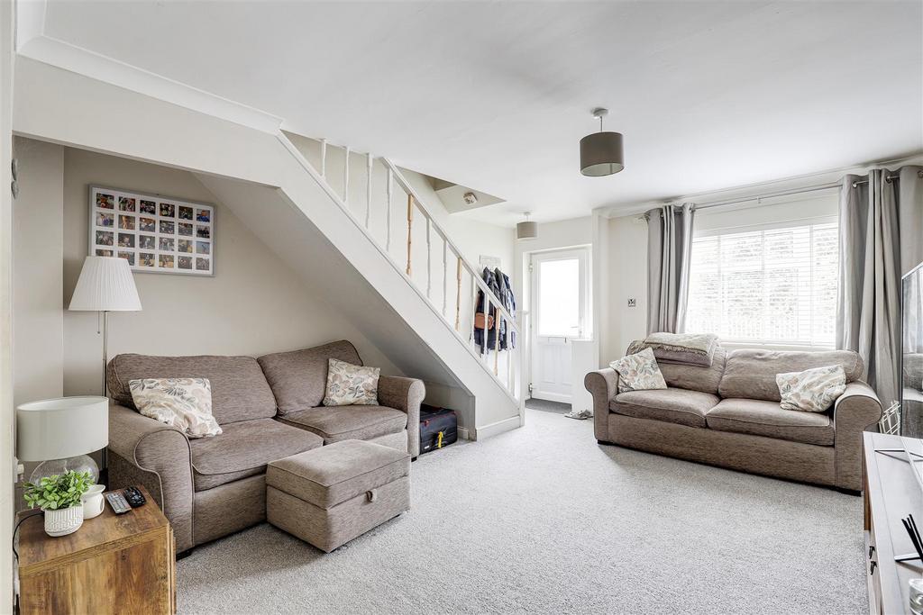 Brookfield Gardens, Arnold NG5 2 bed terraced house for sale £170,000