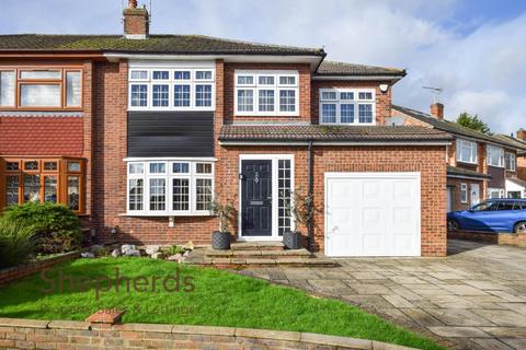 4 bedroom semi-detached house for sale, Cordell Close, Cheshunt EN8