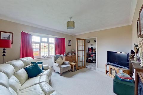 3 bedroom semi-detached house for sale, Manor Road, Bletchley, Milton Keynes