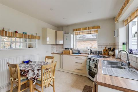 4 Ardleigh Close, Nottingham, NG5 5AX
