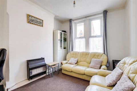 119 Berridge Road, Nottingham, NG7 6HS