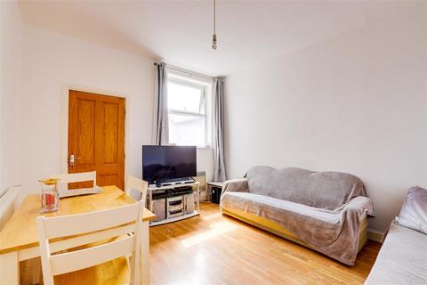 119 Berridge Road, Nottingham, NG7 6HS