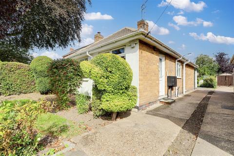 2 bedroom detached bungalow for sale, St. Albans Road, Arnold NG5