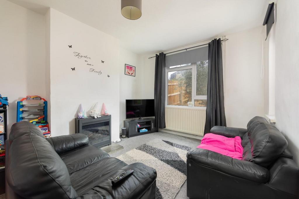 221 Haycombe Drive - Revisit EDIT-2.jpg