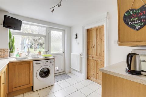 58 Glamis Road, Nottingham, NG5 1EF