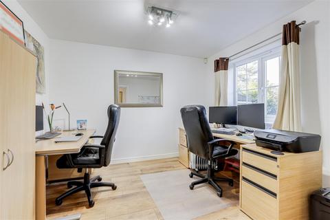 4 Blackthorn Close, Gedling, Nottingham, NG4 4AU