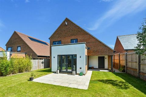 4 bedroom detached house for sale, Cole Close, Liss, Hampshire