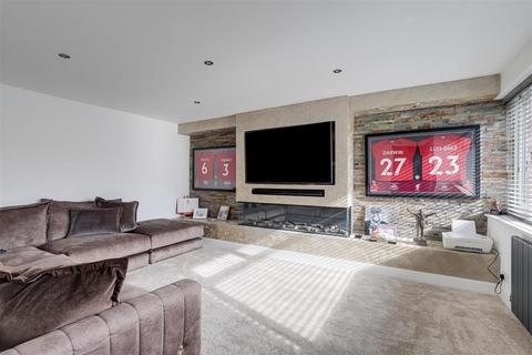 18 Abbotsbury Close, Nottingham, NG5 5AL