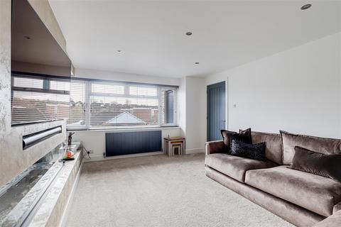 18 Abbotsbury Close, Nottingham, NG5 5AL